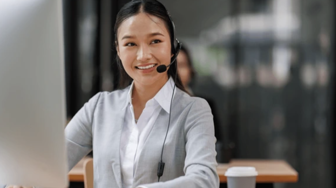 This role requires them to provide assistance to our customers with shopping for pricing and availability as well as those servicing existing reservations. 